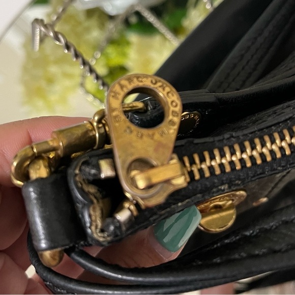 Marc by Marc Jacobs Totally Turnlock ‘Percy’ Black Leather Bag - Picture 10 of 12